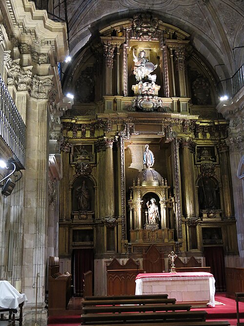 Interior de la Chapel of Saint Barbara at Oviedo Cathedral